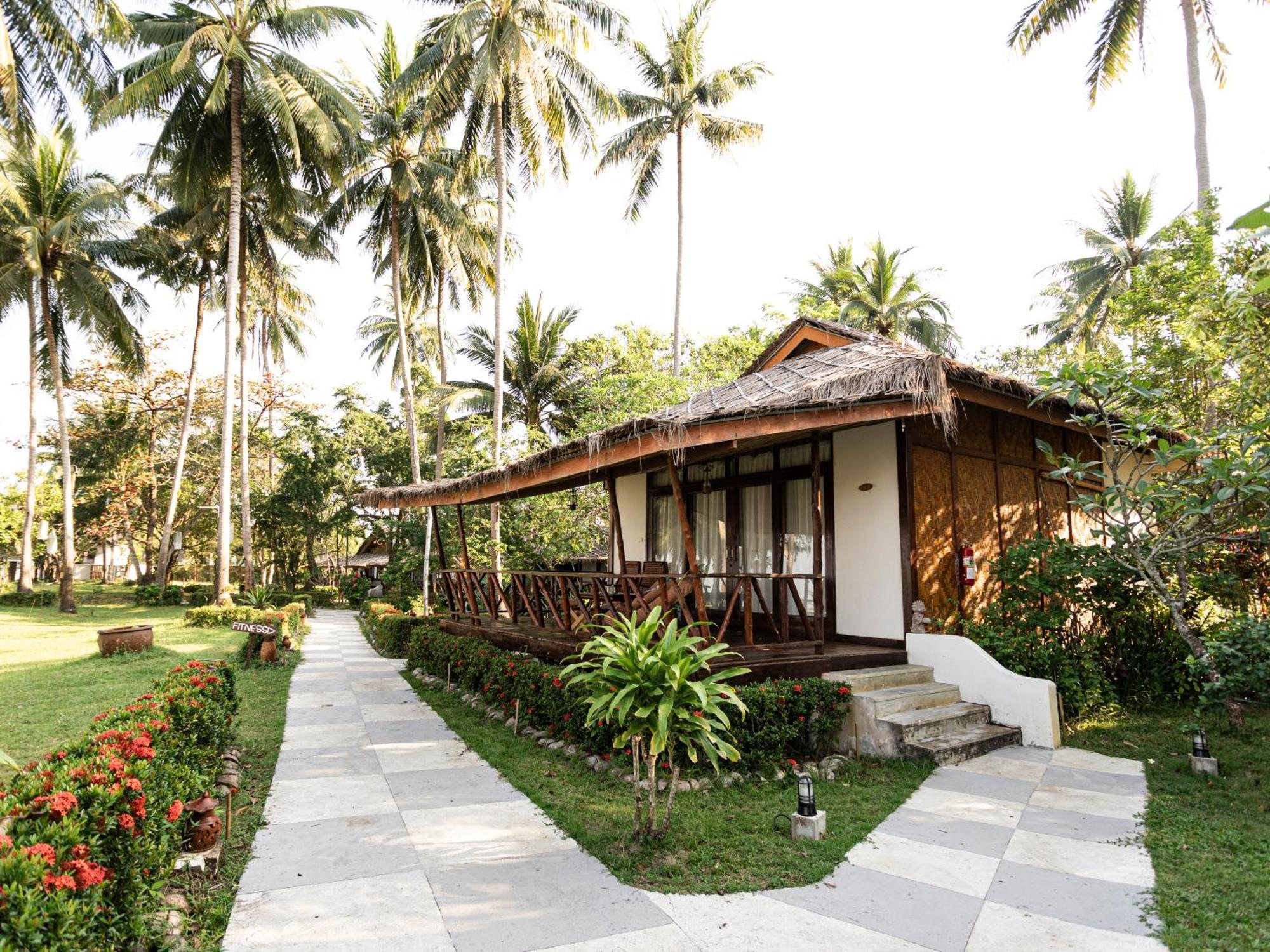 Lipa Lodge Beach Resort Lipa Noi Exteriör bild
